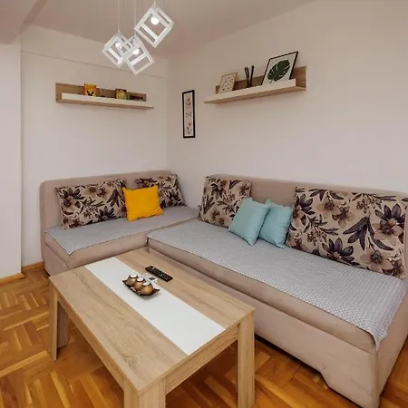 Central Apartment Apartment *
